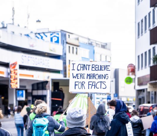 Mich. Republican’s ‘Fact Checker Registration Act’ Threatens Free Speech